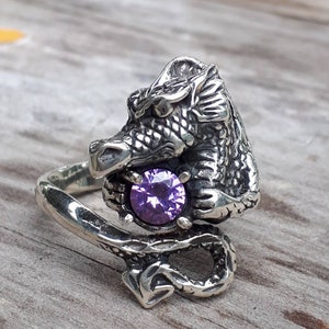 Drakenring, amethist cz, sterlingzilver, welsh dragon, handgemaakt, fantasie, mythisch, steampunk, gotische punk groene stenen ring