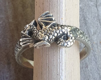 dragon ring,sterling silver,small dragon ring,welsh dragon,pinkie ring,steampunk,gothic punk,new age,mythical,dragon band,goddess