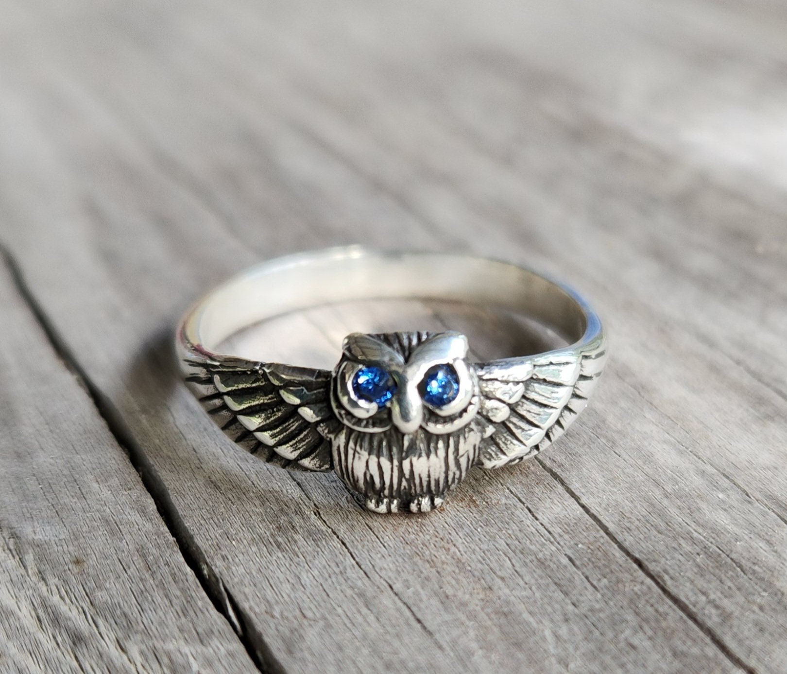 Lab Grown Alexandrite and Black Spinel Owl Ring | LUO