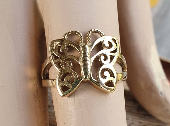 9ct gold butterfly best sale ring