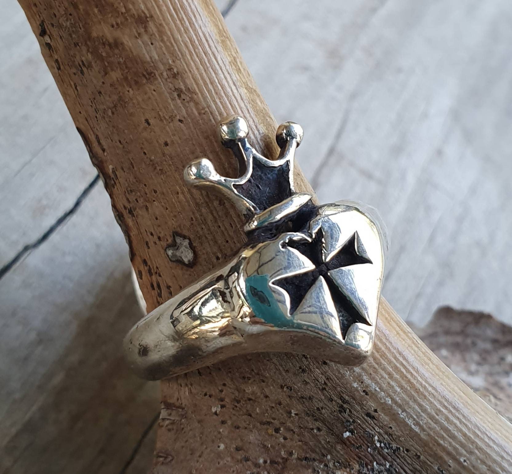 Cross and heart ring deals