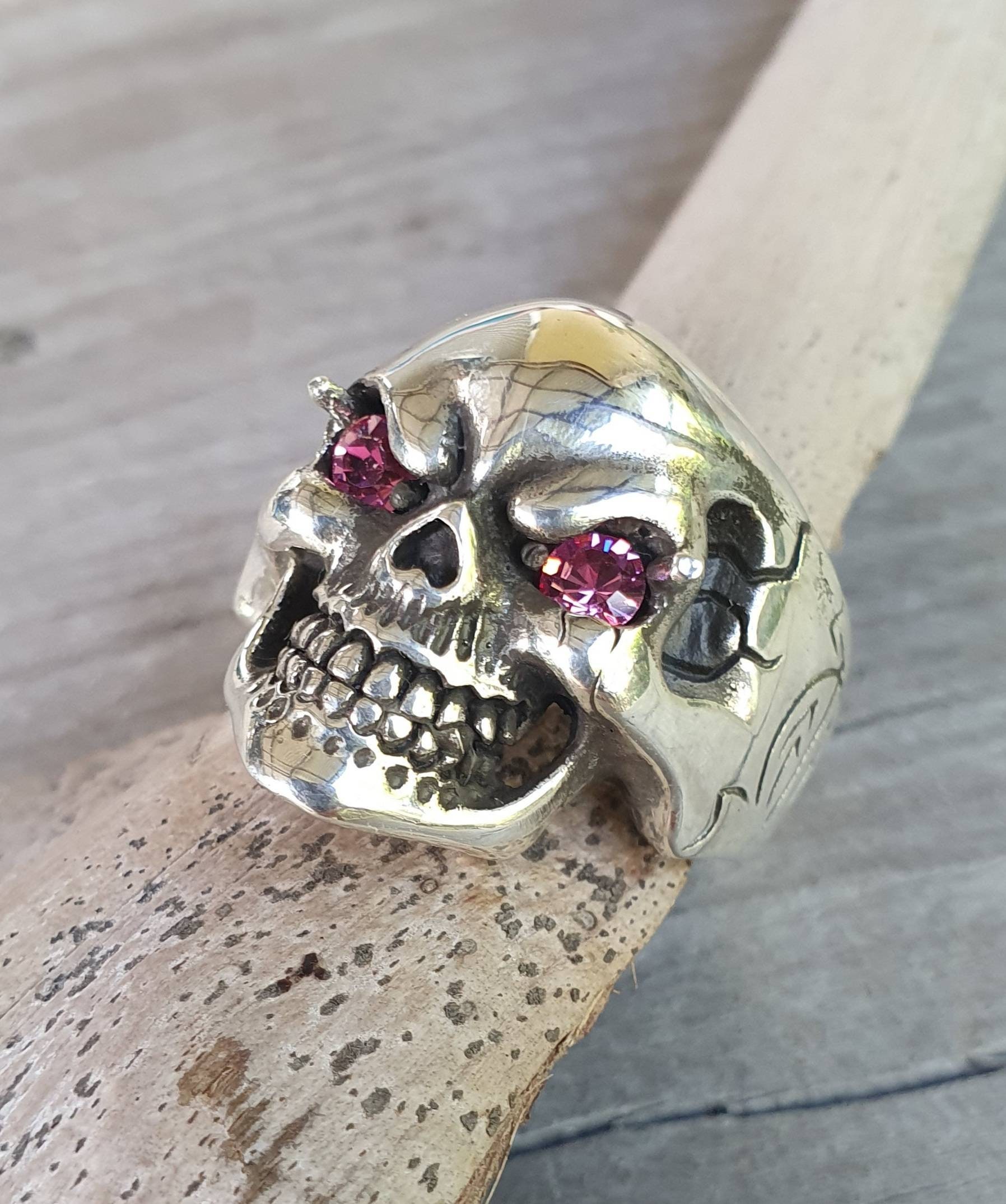 Skull Ring,sterling Silver,pink Eyes Swarovski Crystals, Steampunk,gothic, Punk,hand Made,pirate,grunge,hipster, - Etsy Skull Ring,sterling Silver,pink Eyes Swarovski Crystals, Steampunk,gothic, Punk,hand Made,pirate,grunge,hipster, - Etsy