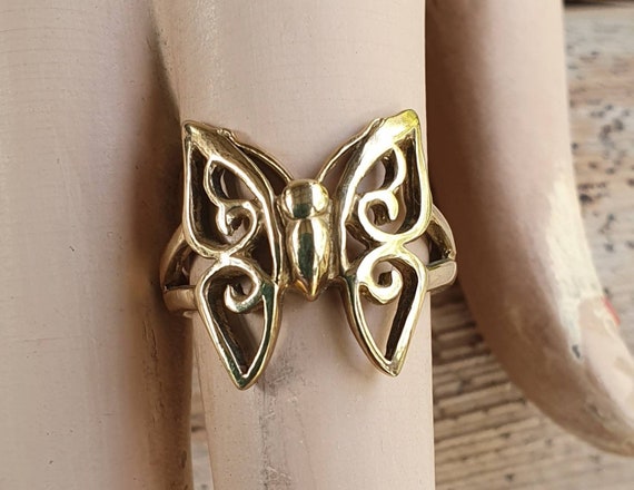 9ct gold butterfly best sale ring