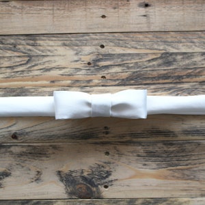 Ivory bridal sash belt with small bow image 2