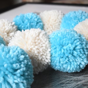 Pompom Garland *-* Blue and Winter White *-*  Party Pompom Garland  / Nursery Garland - 3 inch  Pompoms 9 Total