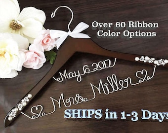 FAST SHIPPING Personalize Bridal Hanger, Wedding Gown Hanger, Name hanger, 30+ Ribbon Color to Choose from.