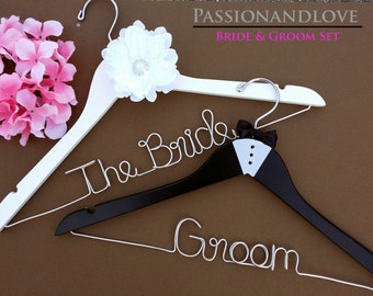 FLASH SALE. Personalized Set of 2 Bride and Groom Wedding Hanger. Bridal Hanger. Bridal Party. Custom Hanger. Comes With Bow