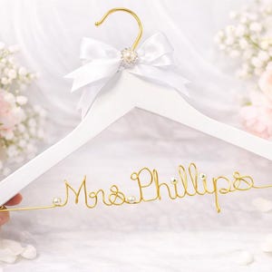 Personalized Wedding Hanger, Bride Name Hanger, Custom Bridal Hanger with Date, Wedding Dress Hanger, Bride Gift, Engraved Name Hanger image 3
