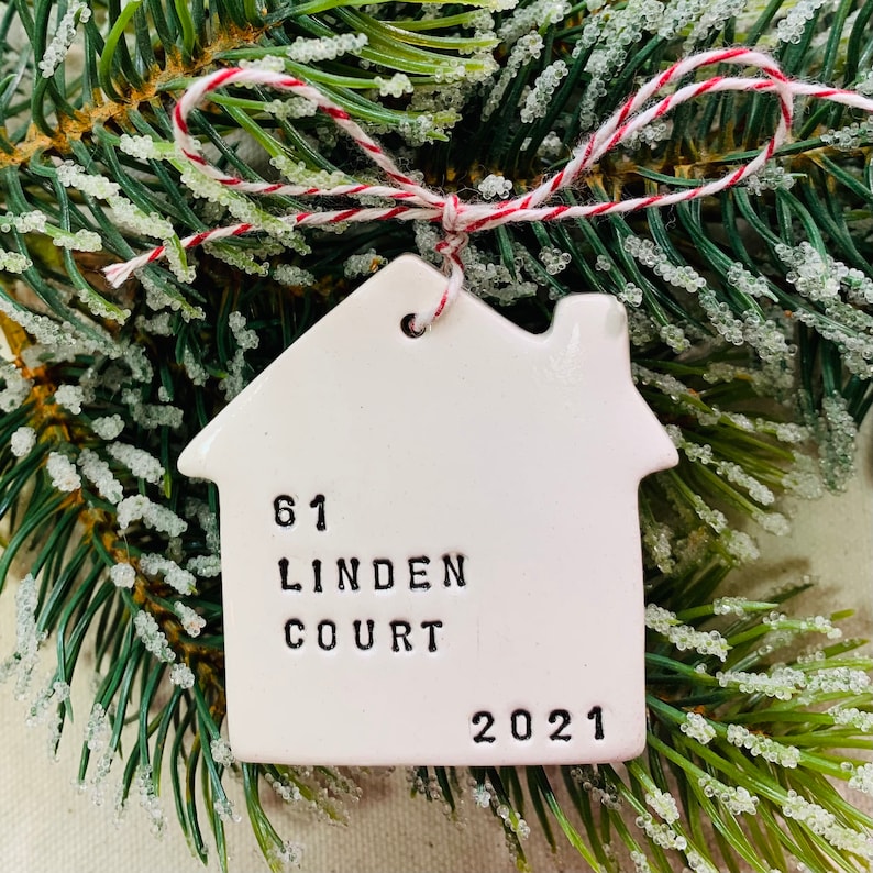 new home ceramic keepsake Christmas ornament personalized with your address Bild 7