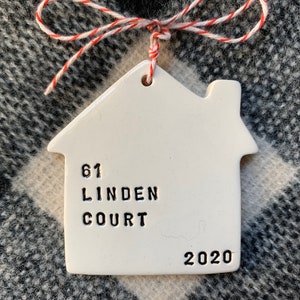 new home ceramic keepsake Christmas ornament personalized with your address Bild 5