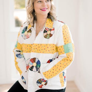 LARGE | Yellow Curved Dresden Plate Vintage Quilt Jacket (The Elizabeth) | Vintage Jacket | Quilted Jacket | UPCYCLED Cutter Vintage Quilt