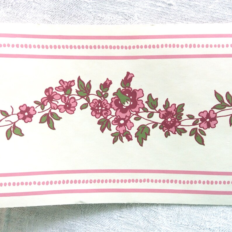 children/'s wallpaper 2 Rolls Laura Ashley DINOSAUR Linen//Multi
