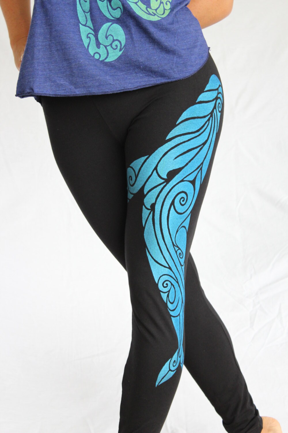 Humpback Whale Yoga Leggings Blue/dark Blue Screen Print on American  Apparel Cotton Spandex Leggings. Dynamic Breaching Whale. Ocean Flow. -   Canada