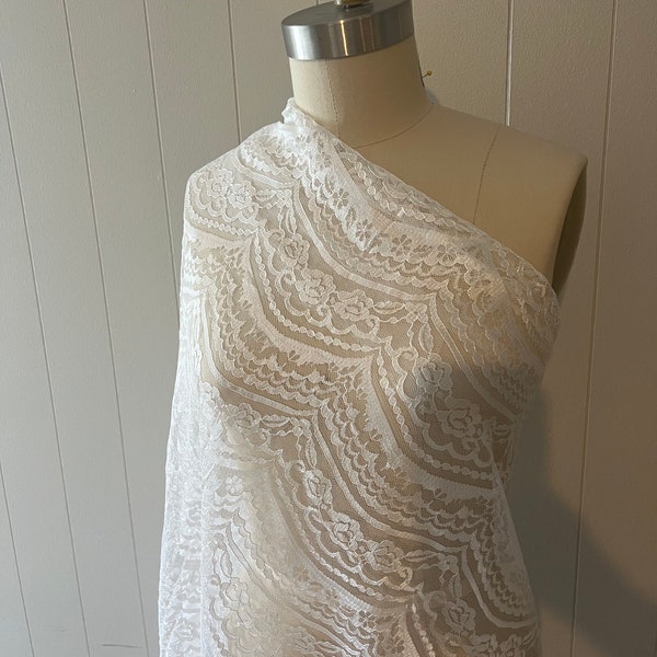 White Wide Scallop Lace Fabric