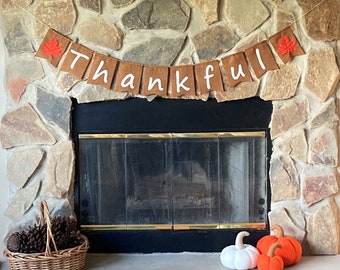 Thankful Banner for mantle, Thanksgiving Felt Decoration with leaves, Fall decoration