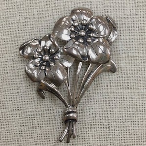 Vintage 925 Sterling Silver Flower Brooch/Pin  Free US Shipping!!!