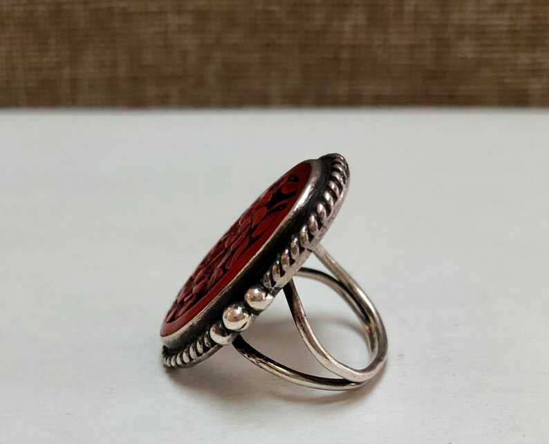 Size 4 12 Vintage Sterling Silver Red Resin Floral Ring
