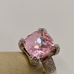 14k White Gold Pink Tourmaline Ring with Diamond Accents