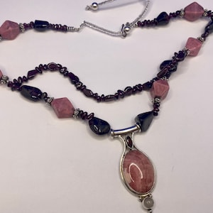 Vintage SAJEN 925 Sterling Silver Moonstone Garnet Rhodolite And Mother Of Pearl Women&#39;s Necklace!!!