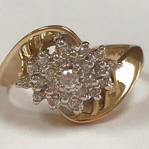 14K Yellow Solid Gold Diamond Cluster Women&#39;s Ring!!!