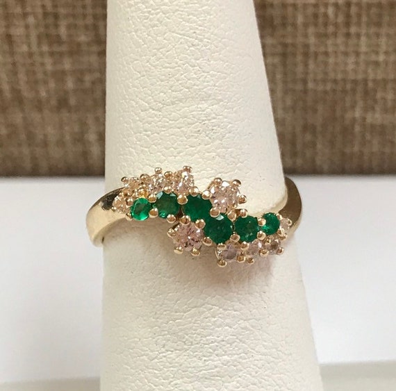 Beautiful 14K Yellow Diamond And Emerald  Ring!!!… - image 3