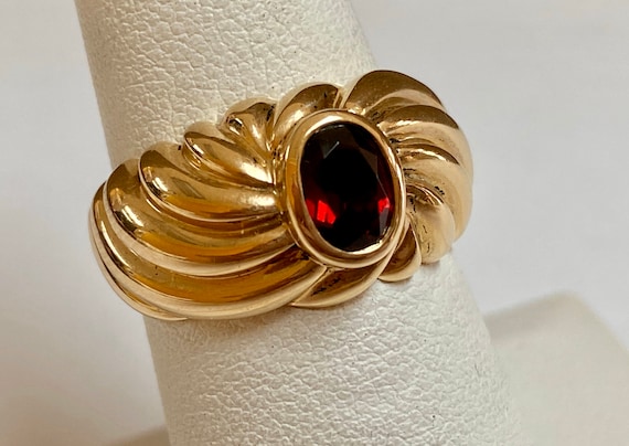 14K Yellow Gold Ruby Ring - Size 7 - image 1