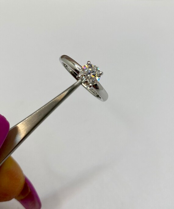 18K Solid White Solid Gold  Solitaire Round Brill… - image 5