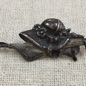 Vintage 925 Sterling  Silver  Umbrella  and Hat Brooch/PIn!!  Free US Shipping!!!