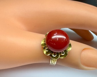 Vintage Estate 14K Yellow Gold  Floral Designed And Red Coral Women's  Statement Ring !!