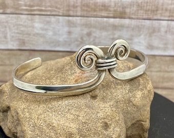 Vintage Los Ballesteros Sterling Silver Story Teller Cuff Bracelet