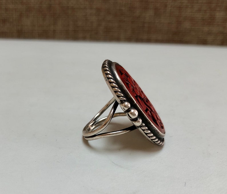 Size 4 12 Vintage Sterling Silver Red Resin Floral Ring