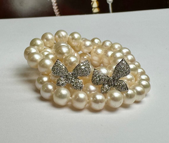 Beautiful And Elegant  14K White Gold  & Diamond … - image 1