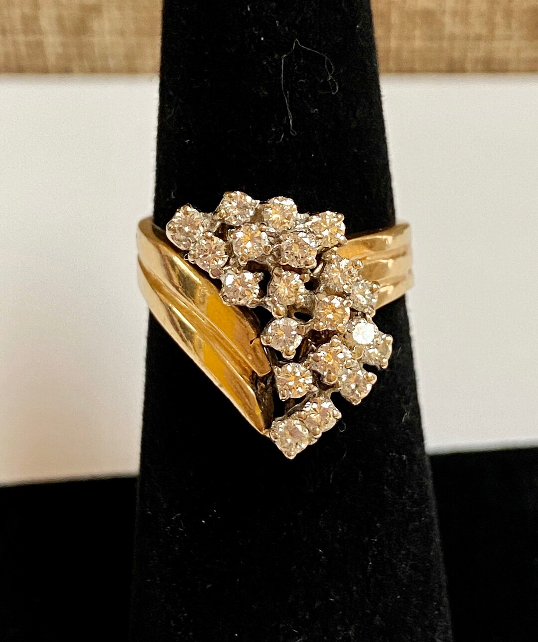 14K Yellow Solid Gold Diamond Cluster Women's Ring!!!! Size