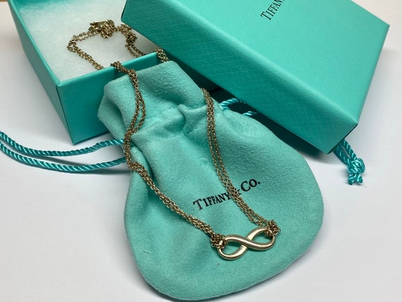 18k Paper clip necklace with tiffany heart pendant, Women's Fashion, Jewelry  & Organizers, Necklaces on Carousell