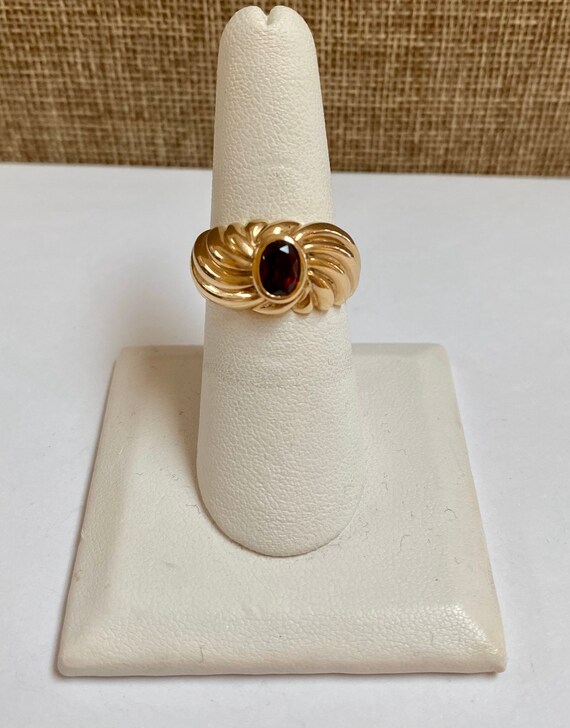 14K Yellow Gold Ruby Ring - Size 7 - image 2