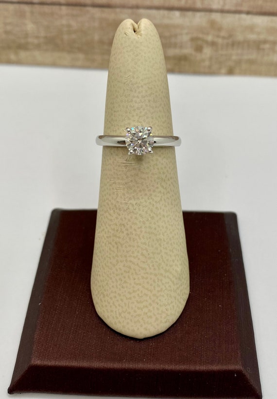 18K Solid White Solid Gold  Solitaire Round Brill… - image 2