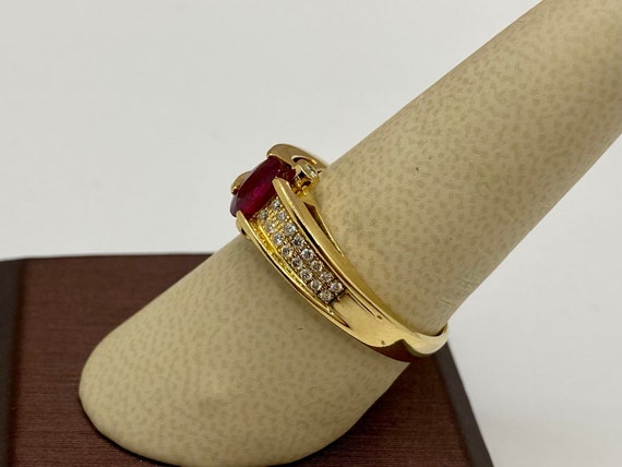 18K Solid Yellow Gold Diamond And Ruby Ring!!!! S… - image 4
