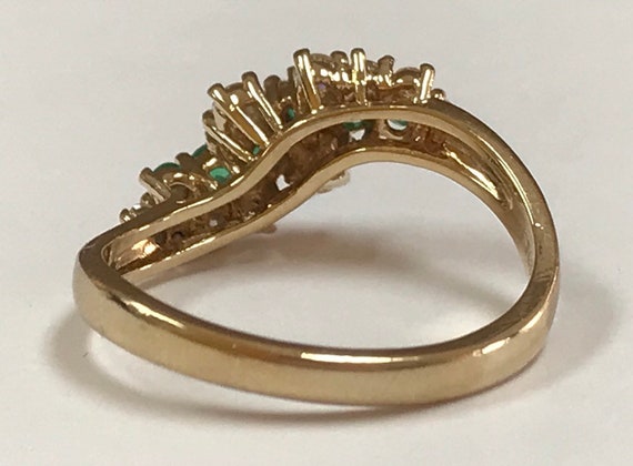 Beautiful 14K Yellow Diamond And Emerald  Ring!!!… - image 7