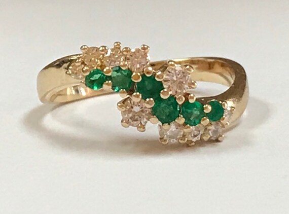 Beautiful 14K Yellow Diamond And Emerald  Ring!!!… - image 5