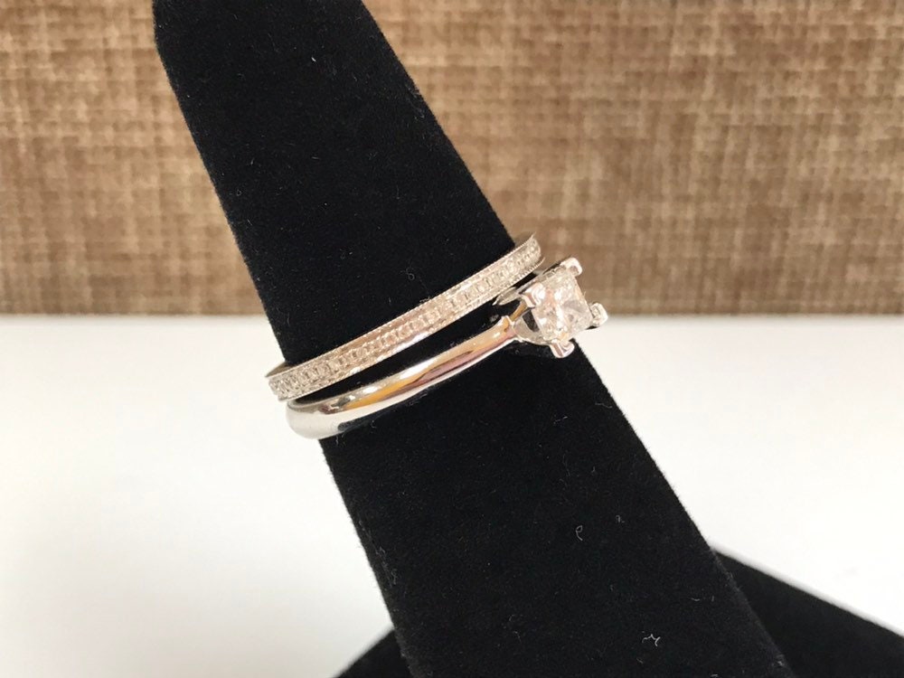 GIA 認定 14K ホワイト ゴールドとダイヤモンドの結婚指輪セット GIA 認定 14K ホワイト ゴールドとダイヤモンドの結婚指輪セット