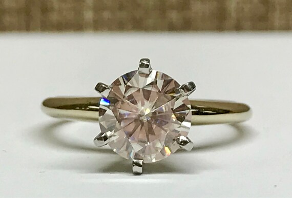 2CT/8mm  High Quality  Round Moissanite Engagemen… - image 1