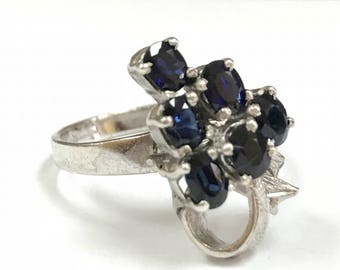 Vintage 925 Sterling Silver Women's Ring With Blue CZs!!!  Size 7.5.  Free US Shipping!!!