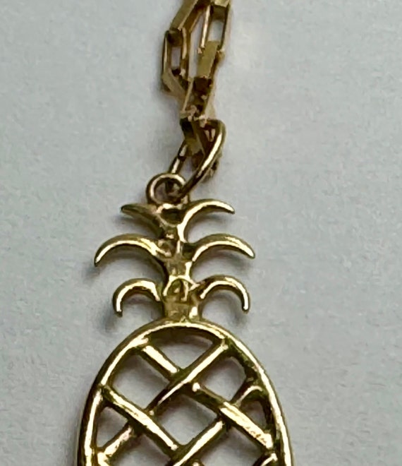 Vintage 14K Yellow Gold Pineapple Pendant/Charm!!! - image 8