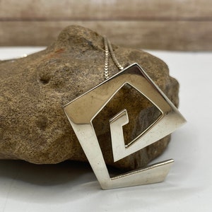 Vintage 925 Sterling Silver Pendant Women&#39;s  Necklace !!!!