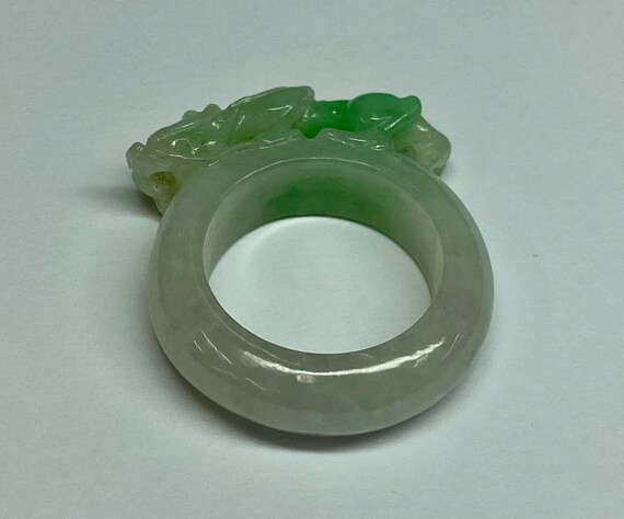 Hand Carved Jadeite Jade Dragon Ring - Size 8 1/2 - image 5