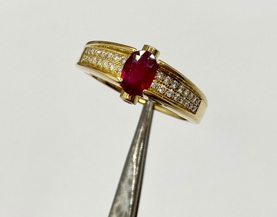 18K Solid Yellow Gold Diamond And Ruby Ring!!!! S… - image 6