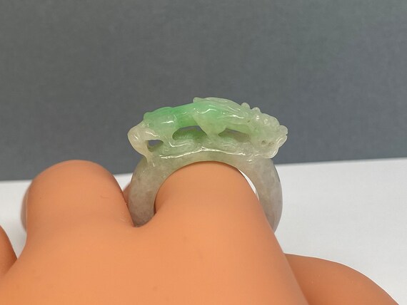 Hand Carved Jadeite Jade Dragon Ring - Size 8 1/2 - image 3
