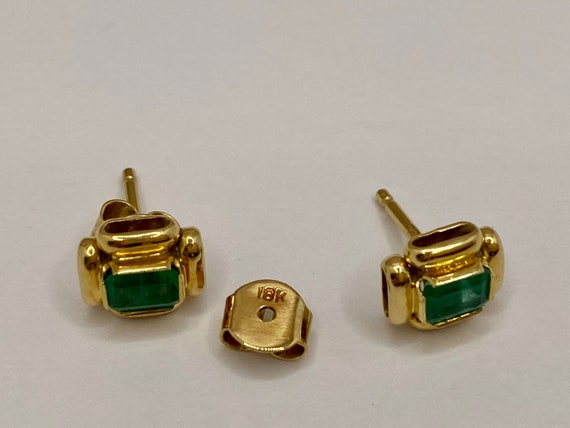18K Yellow Solid Gold And Emerald Stud Push Back … - image 7
