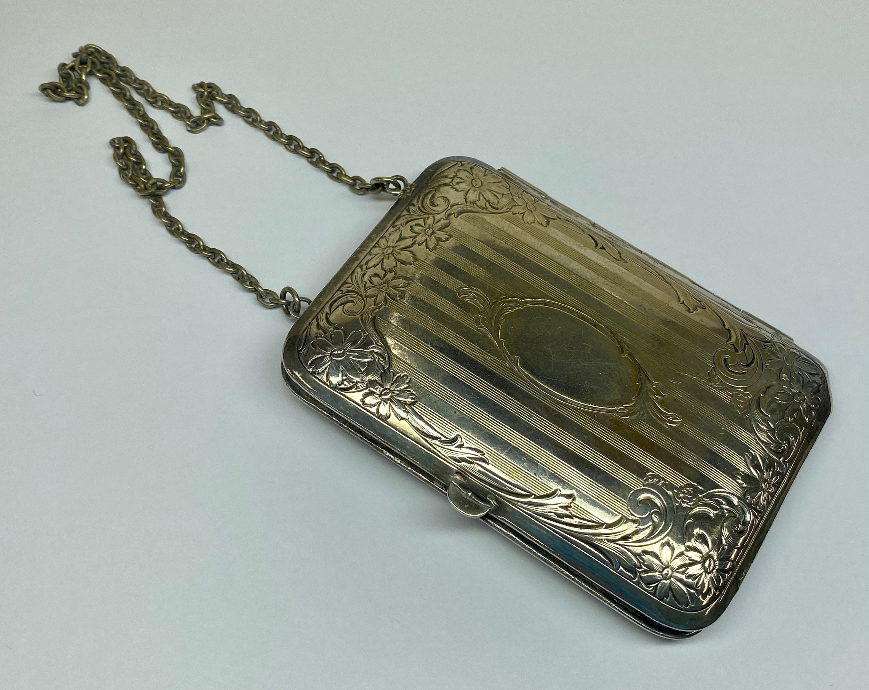 Sold at Auction: ANTIQUE W.H. SAART CO STERLING SILVER COIN PURSE
