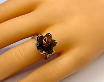 Vintage  Sterling Silver Handmade  Floral Ring With Brown Fire Agate!  Size 7 3/4